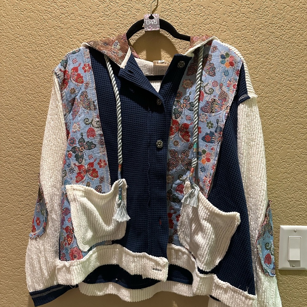 Pol Jacket Medium NWT - image 2